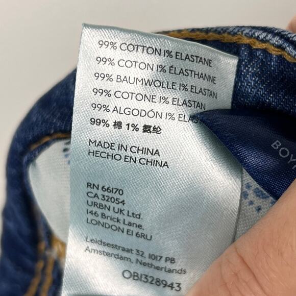 Anthropologie Pilcro Slim Boyfriend Jeans 27 Distressed - Picture 4 of 5